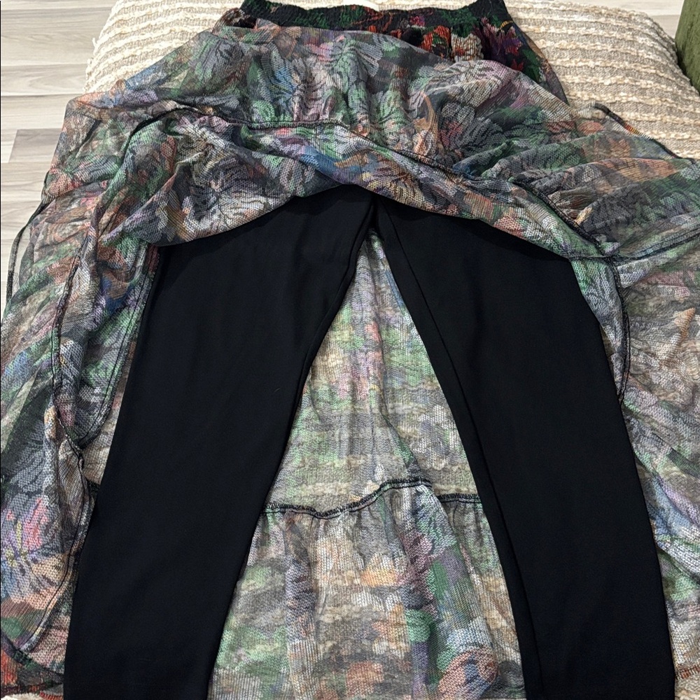 Anthropologie Meena Skirted Pants, by Maeve Floral Ruffle Midi Skirt Size M NWOT - Picture 8 of 14